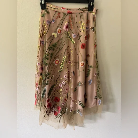 Eva Franco Nude Midi Skirt with Multicolor Floral Embroidery - Picture 2 of 3